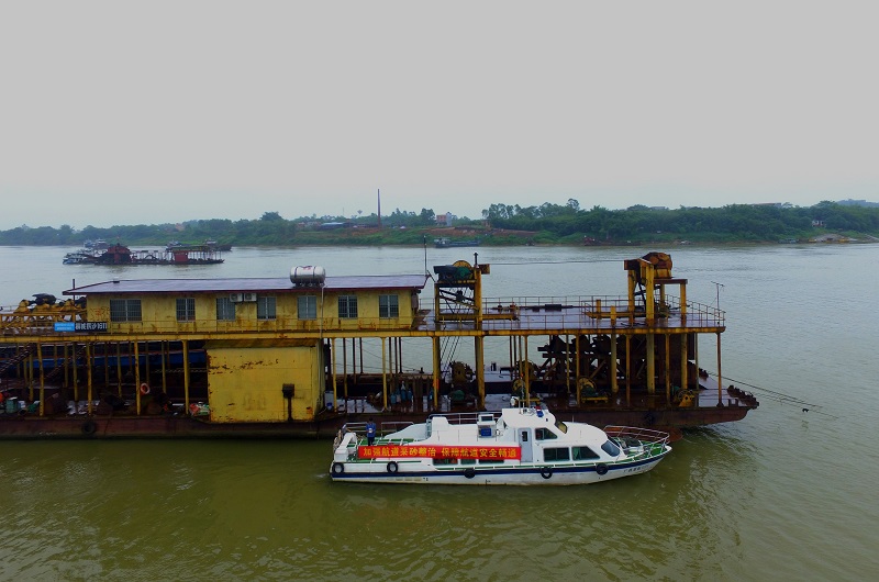 宣传巡查2.jpg 宣传巡查2.jpg