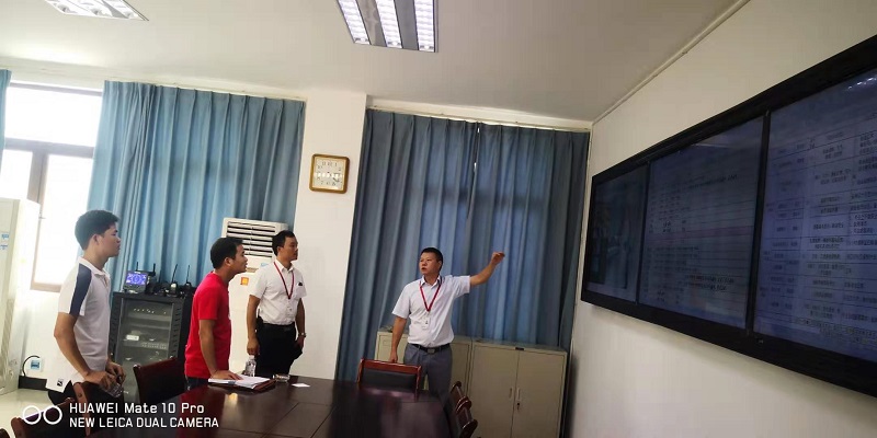 北海分局工作人员听取北海国际客运港防台汇报01.jpg 北海分局工作人员听取北海国际客运港防台汇报01.jpg