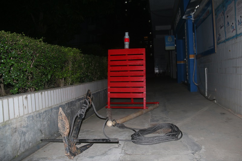 煤油灯航标成品.jpg 煤油灯航标成品.jpg