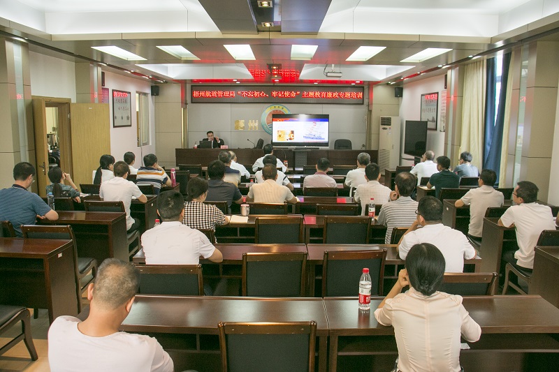 IMG_1588.jpg IMG_1588.jpg