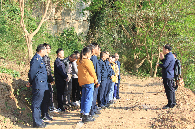 崇左市港航管理局何月甫局长对崇左市三级航道养护工作作出部署d.png 崇左市港航管理局何月甫局长对崇左市三级航道养护工作作出部署d.png