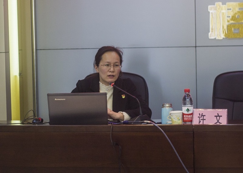 梧州市委党校许文副教授到会解读十九届四中全会精神.jpg 梧州市委党校许文副教授到会解读十九届四中全会精神.jpg