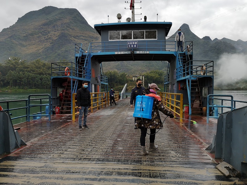 车渡船消毒.jpg 车渡船消毒.jpg