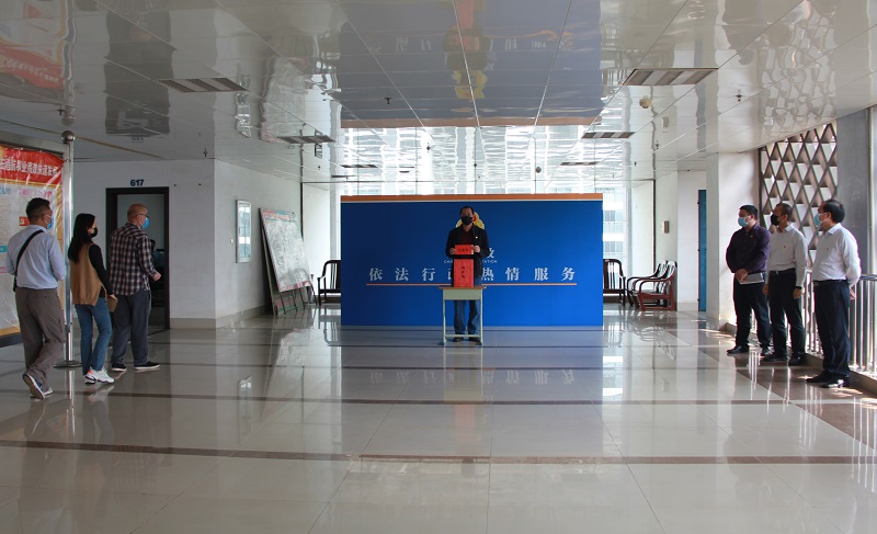 广大党员积极响应号召捐款.jpg 广大党员积极响应号召捐款.jpg