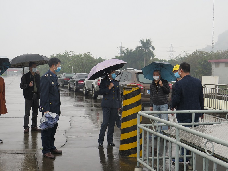贵港航运枢纽大坝检测设备核查.jpg 贵港航运枢纽大坝检测设备核查.jpg