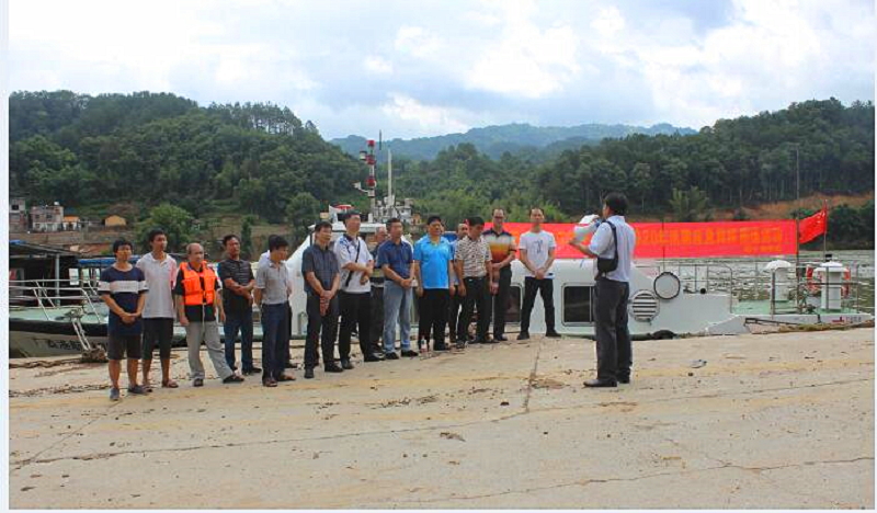 各个航道站代表对演练活动进行点评.png 各个航道站代表对演练活动进行点评.png