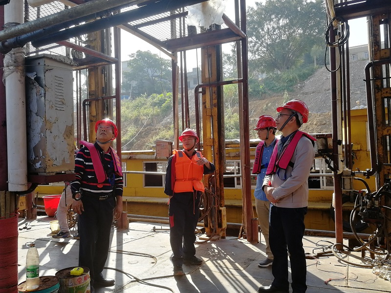 现场检查和交流-1.jpg 现场检查和交流-1.jpg