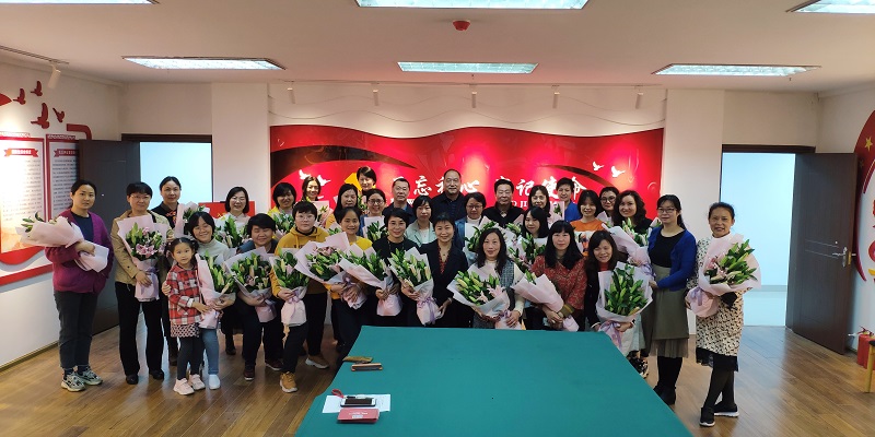 8c10c82383af8fa403f65ddc9e8d0f8.jpg 8c10c82383af8fa403f65ddc9e8d0f8.jpg