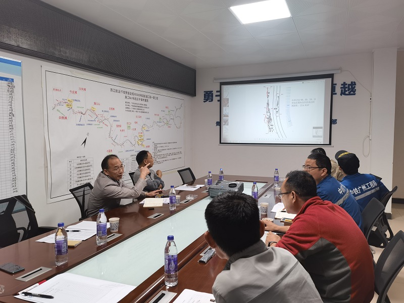 探讨解决工程施工难题.jpg 探讨解决工程施工难题.jpg