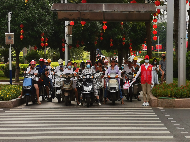 交通劝导图片.png 交通劝导图片.png