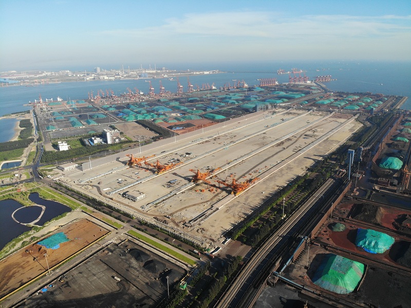 中心堆场全景.jpg 中心堆场全景.jpg