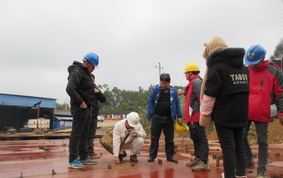 现场查看.jpg 现场查看.jpg