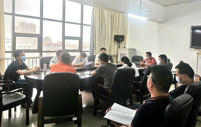 图为:防城港引航站引航安全例会学习现场.jpg 图为:防城港引航站引航安全例会学习现场.jpg