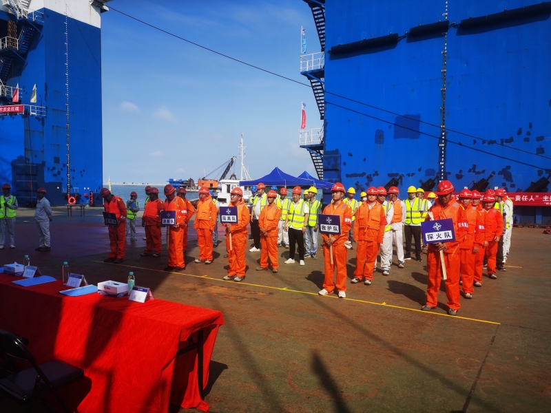 综合应急演练人员集合2.jpg 综合应急演练人员集合2.jpg