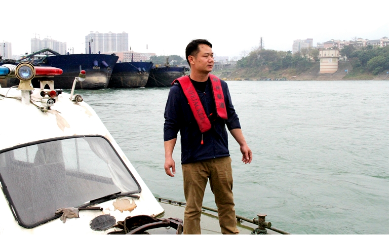 罗江波.png 罗江波.png