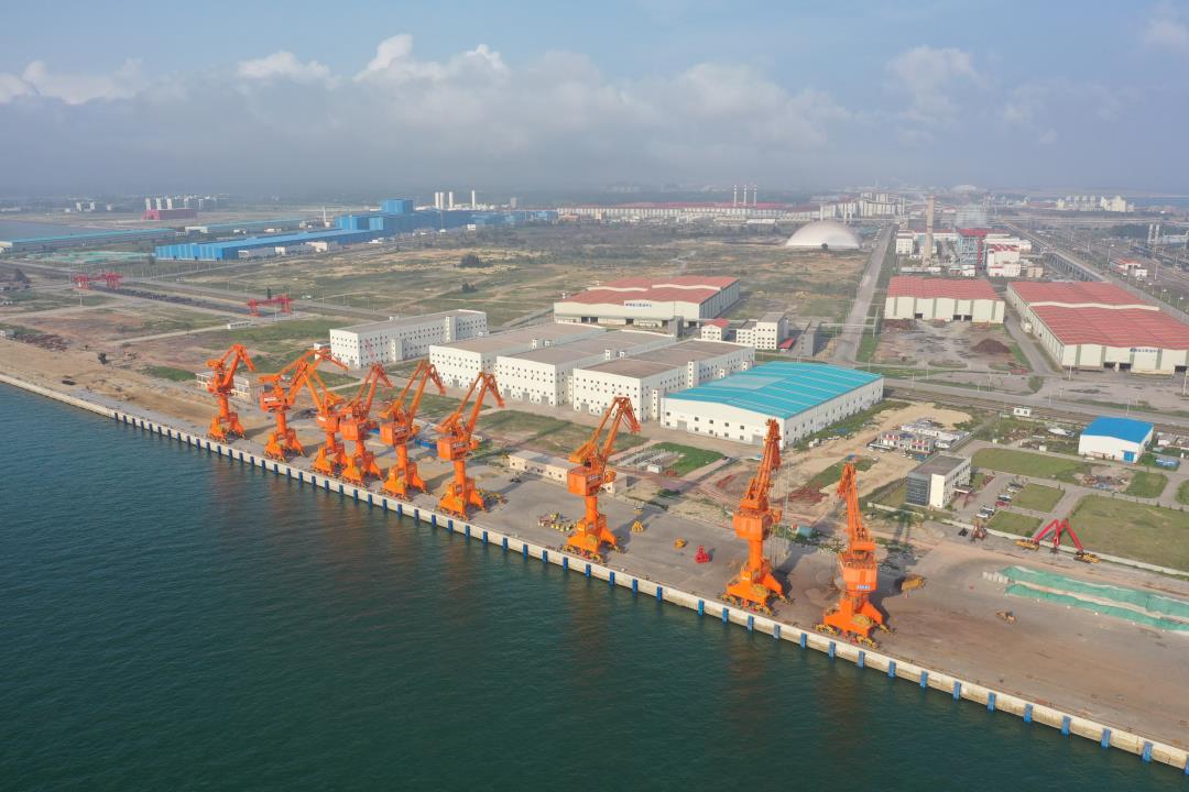 建成后防城港钢铁基地项目专用码头工程204#-207#号泊位.jpg 建成后防城港钢铁基地项目专用码头工程204#-207#号泊位.jpg