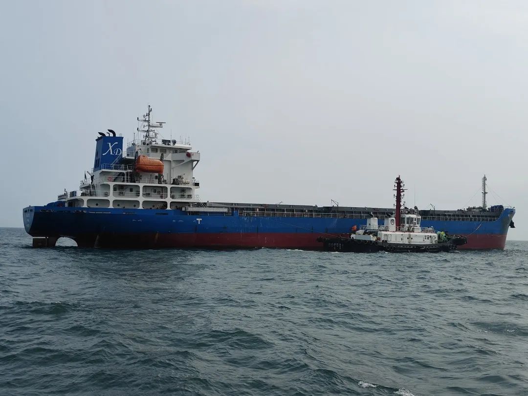 “新北部湾港2”旁拖“源辰67”轮现场.jpg “新北部湾港2”旁拖“源辰67”轮现场.jpg