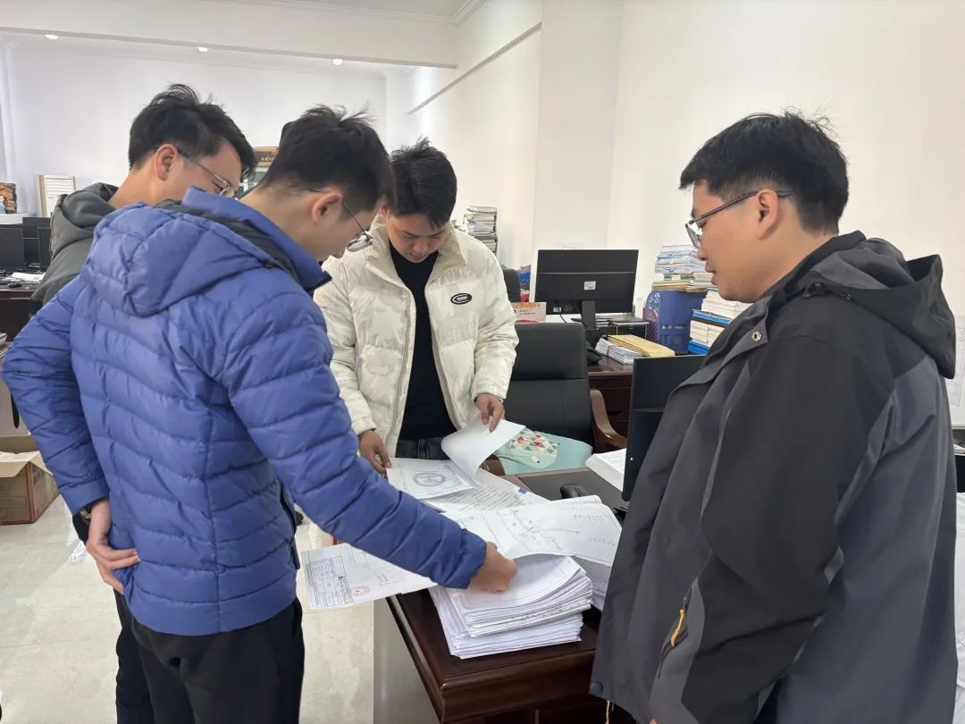 1736129078264028698.jpg 2.jpg