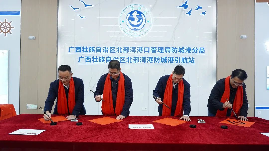 1738898268370046365.jpg 2.jpg