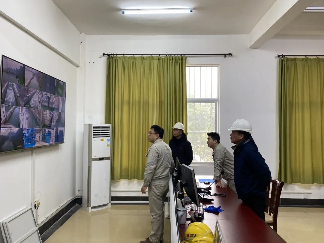 1738977056270055969.jpg 3.jpg