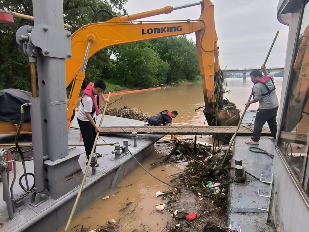 1748491024999032906.jpg 1100428749.jpg