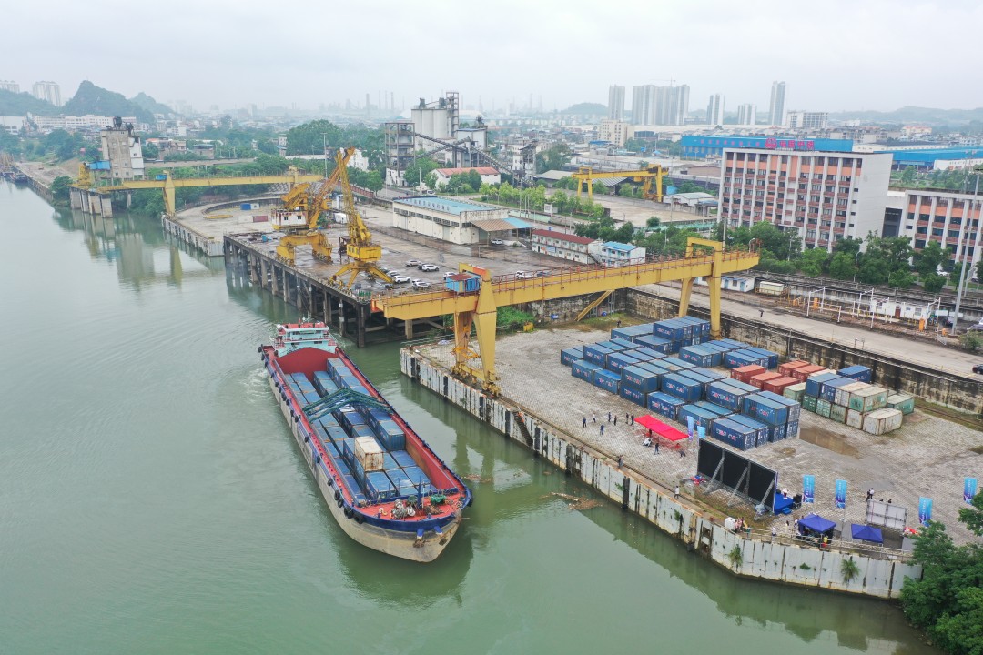 1749610903323084814.jpg 18f57264b8a199cea0474d1913b1e9f.jpg