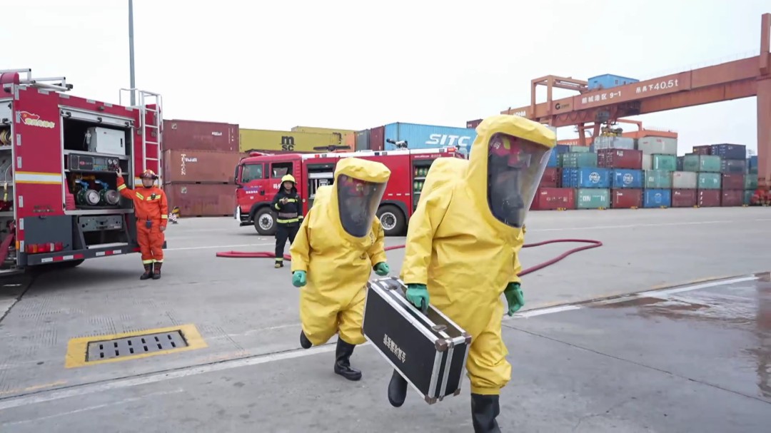 1762329460273000642.jpg 5e6df9445c4fce39ae70305dd0cb83cc.jpg